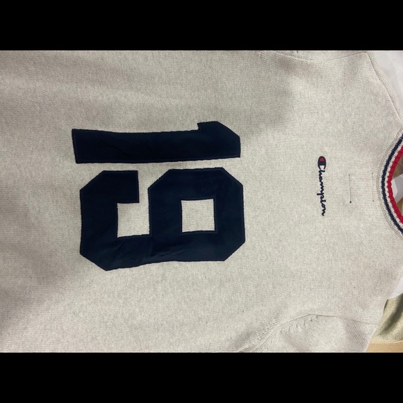 Champion Sweatshirt - Picture 2 of 3